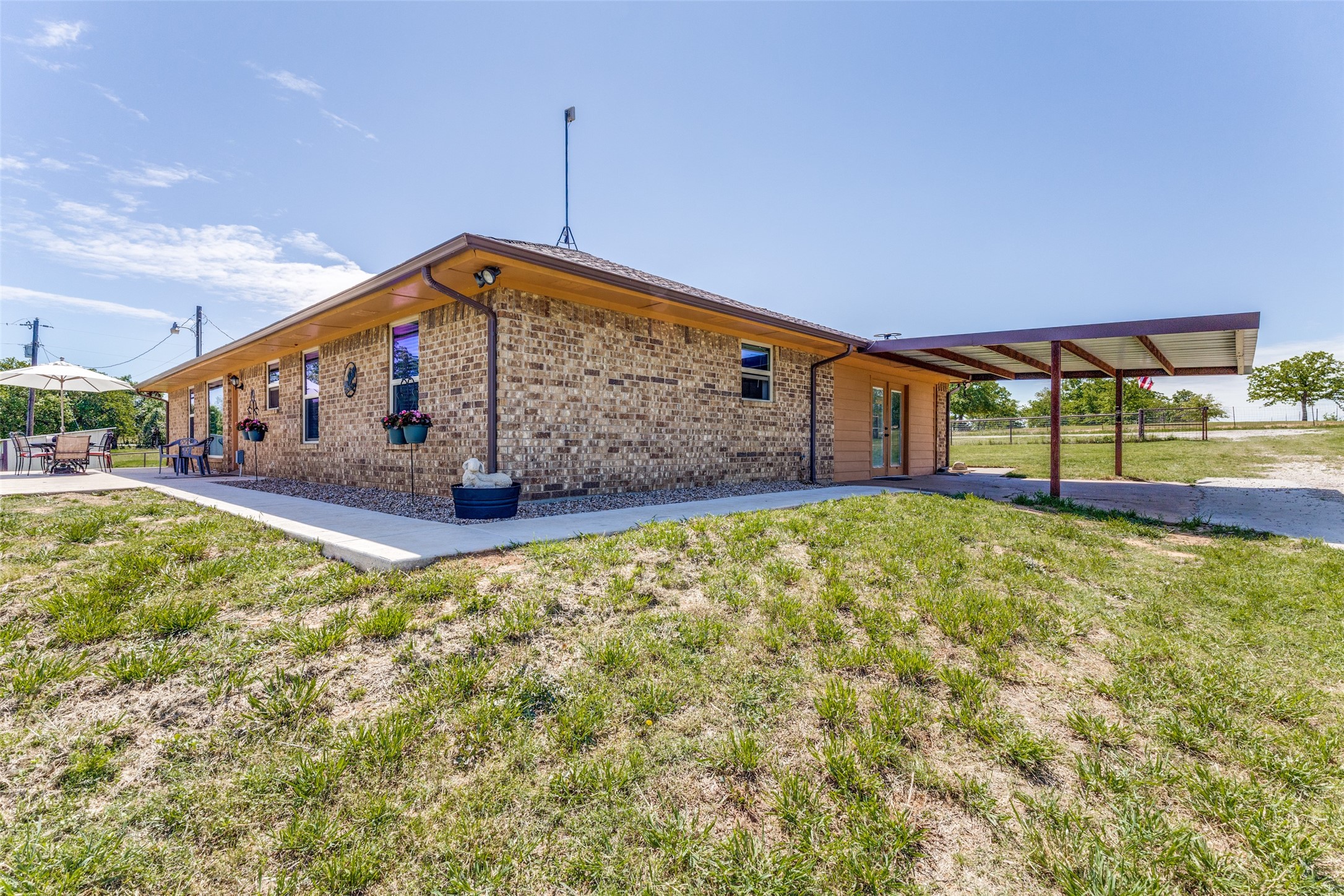1232 County Road 4371 Decatur TX 76234