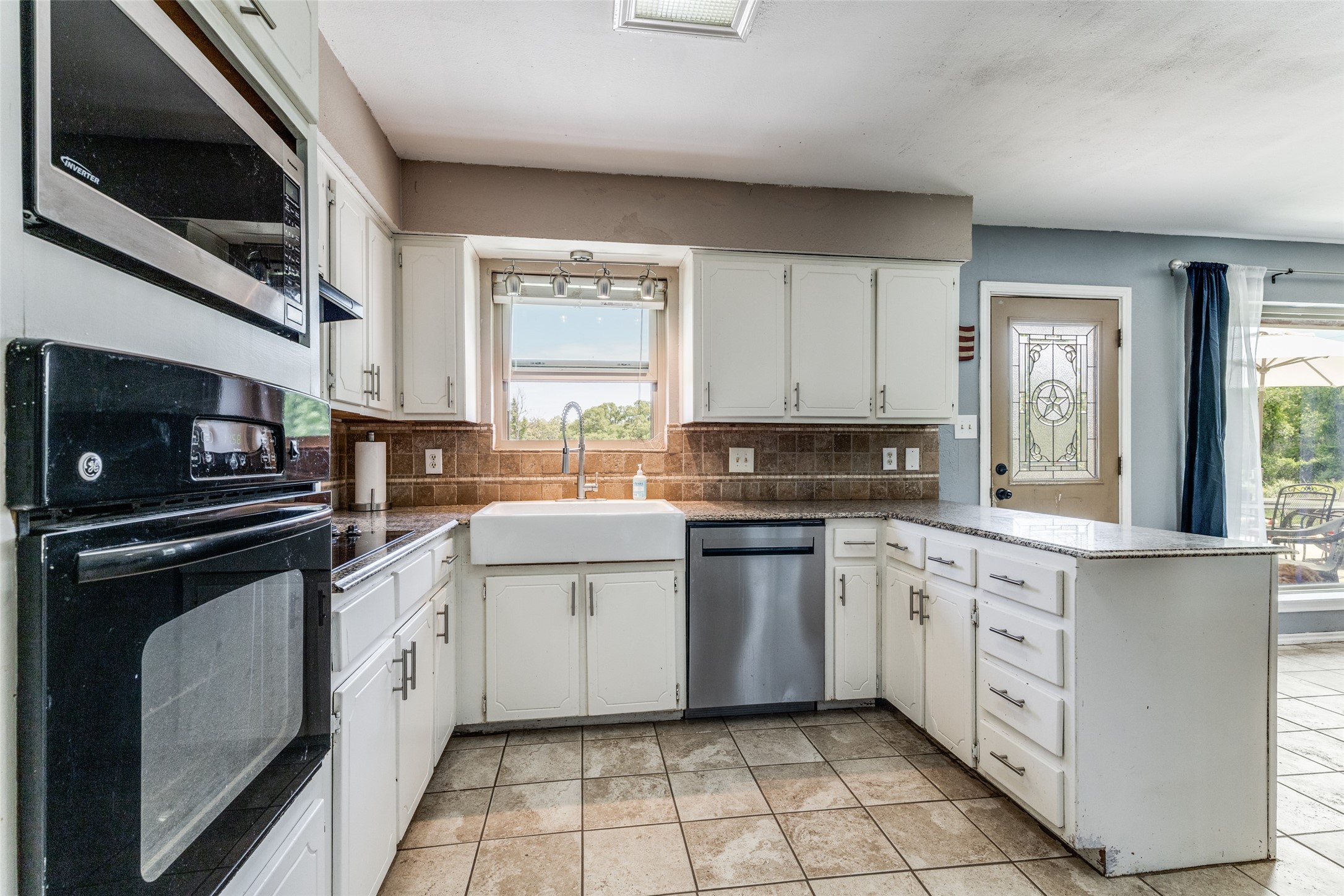 1232 County Road 4371 Decatur TX 76234