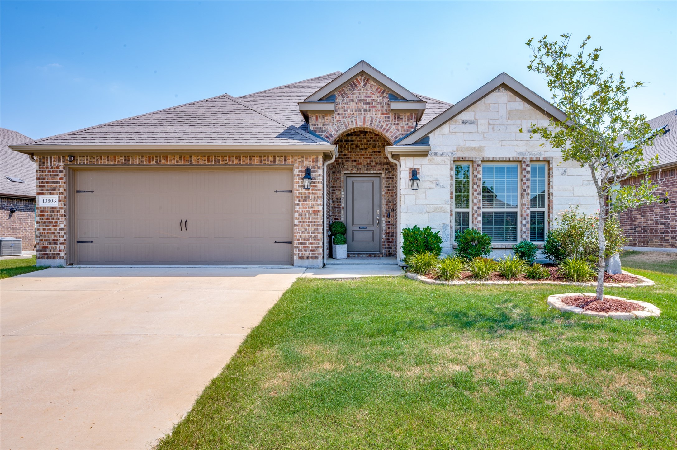 10808 Strike Street Aubrey TX 76227