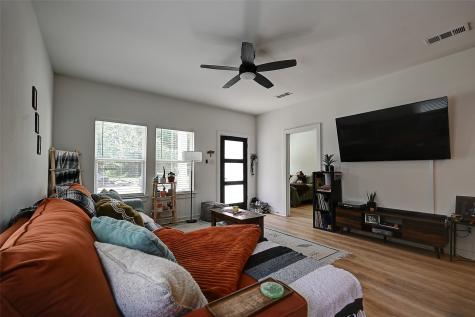 2823 Farragut Street Dallas TX 75215