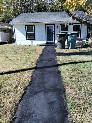 814 S Lyon Street Sherman TX 75092