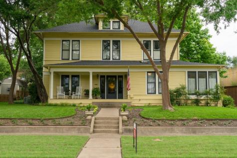 510 W Jefferson Street Waxahachie TX 75165
