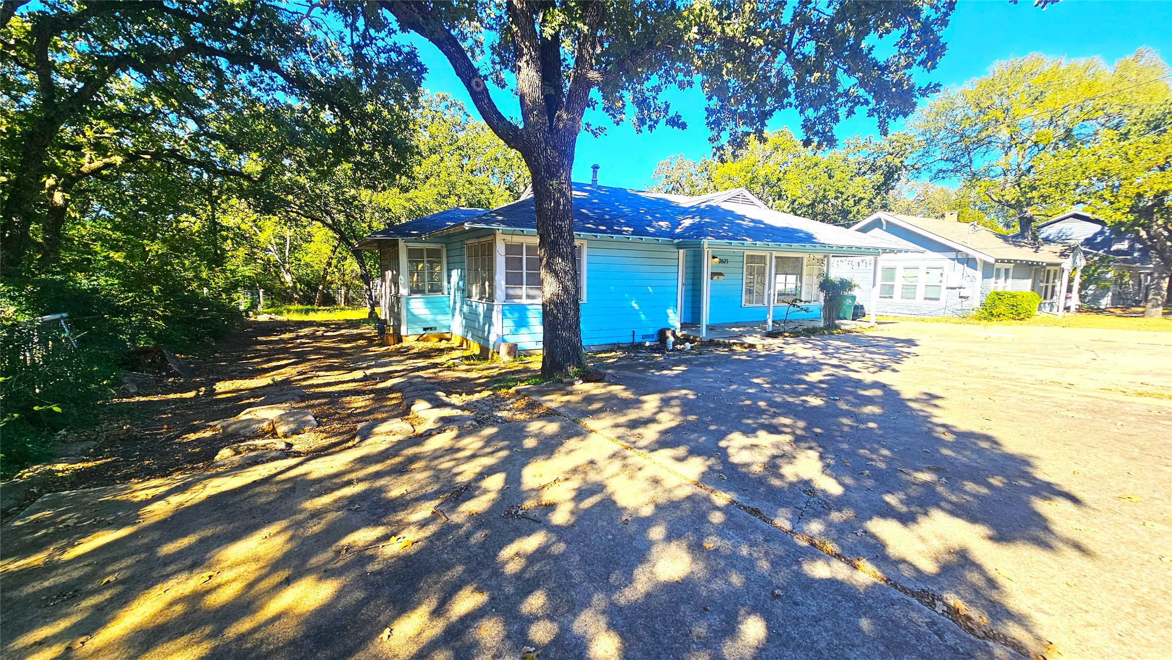 2621 N Locust Street Denton TX 76209