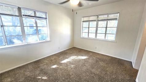 2621 N Locust Street Denton TX 76209