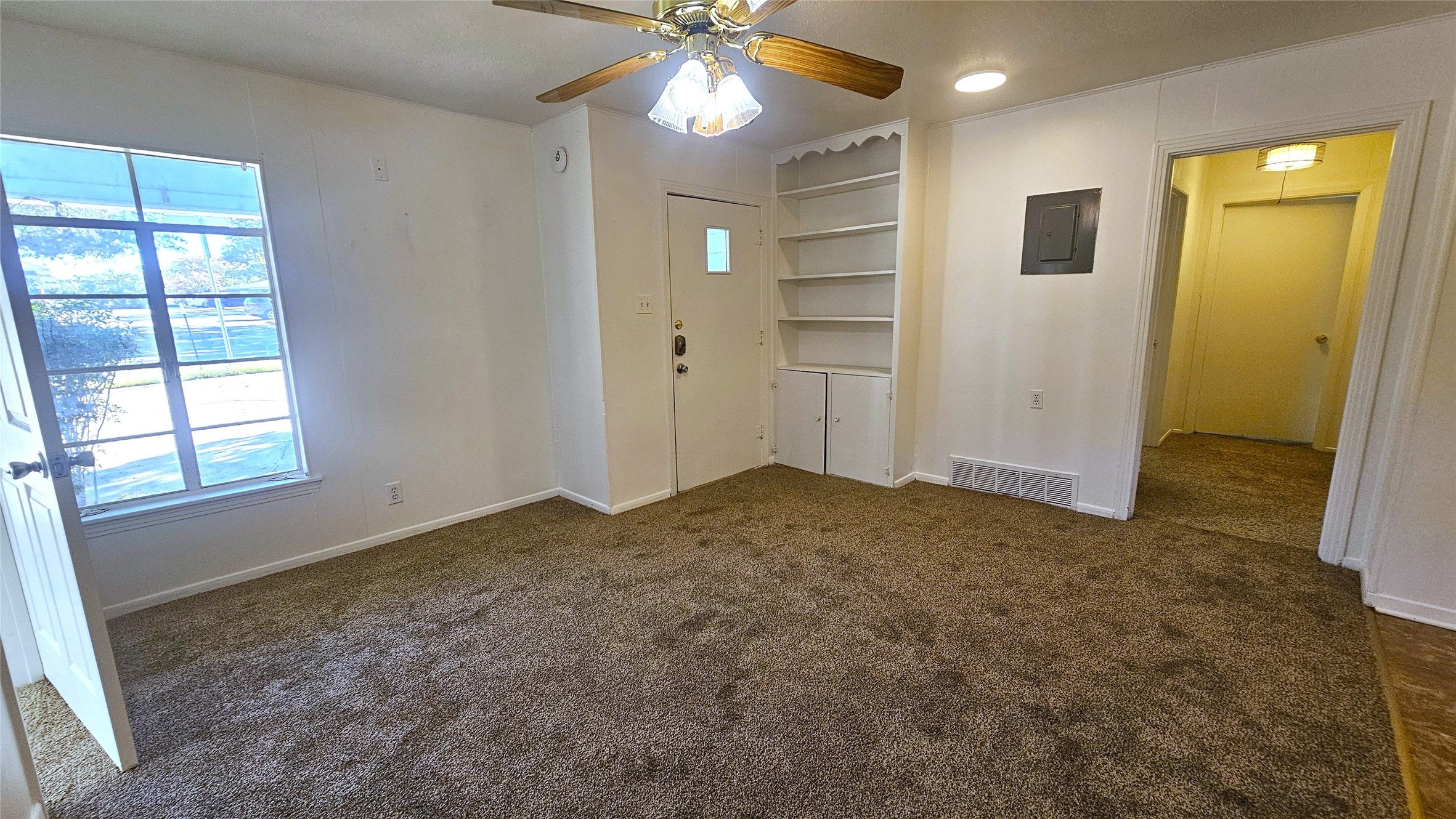2621 N Locust Street Denton TX 76209