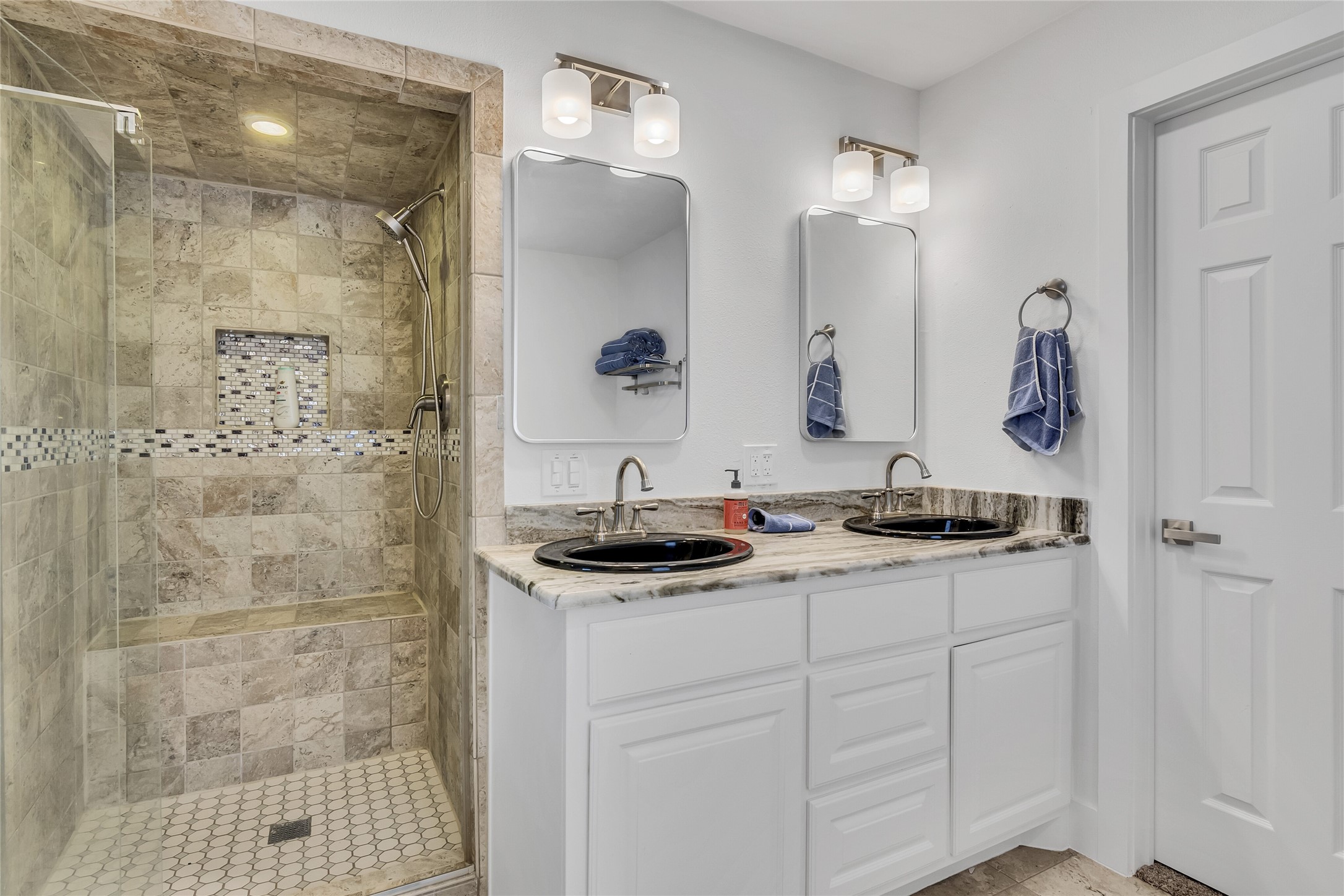217 Casas Del Sur Street Granbury TX 76049