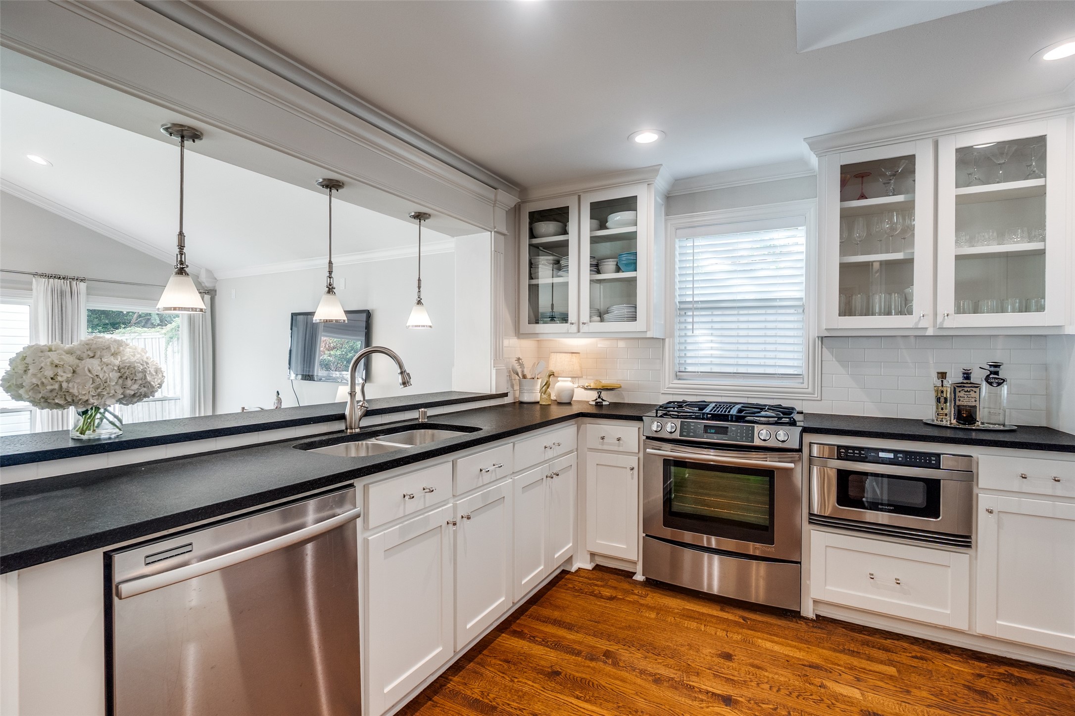 4667 Westside Drive Highland Park TX 75209