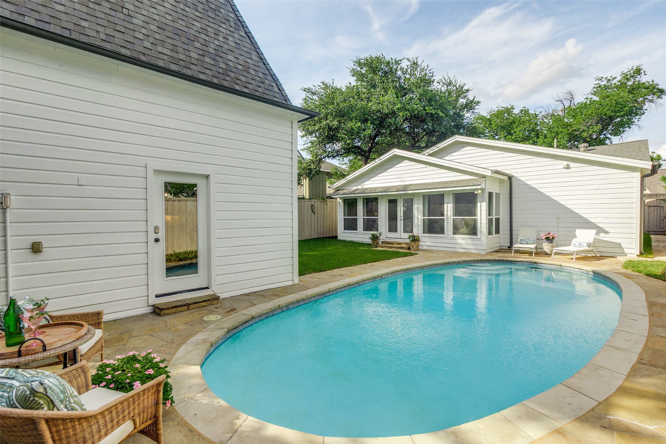 4667 Westside Drive Highland Park TX 75209