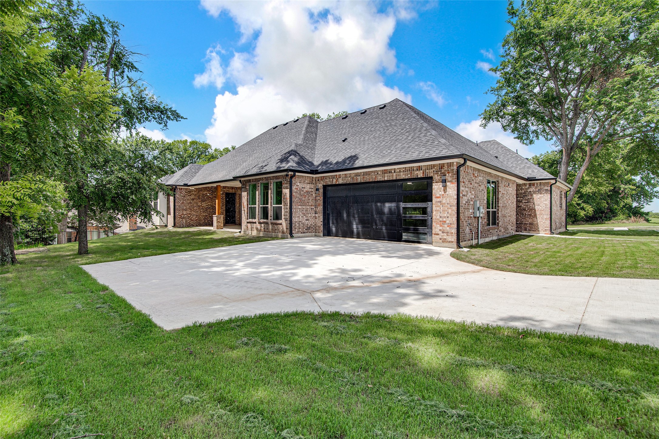 1020 Royal Lytham Court Grand Prairie TX 75104