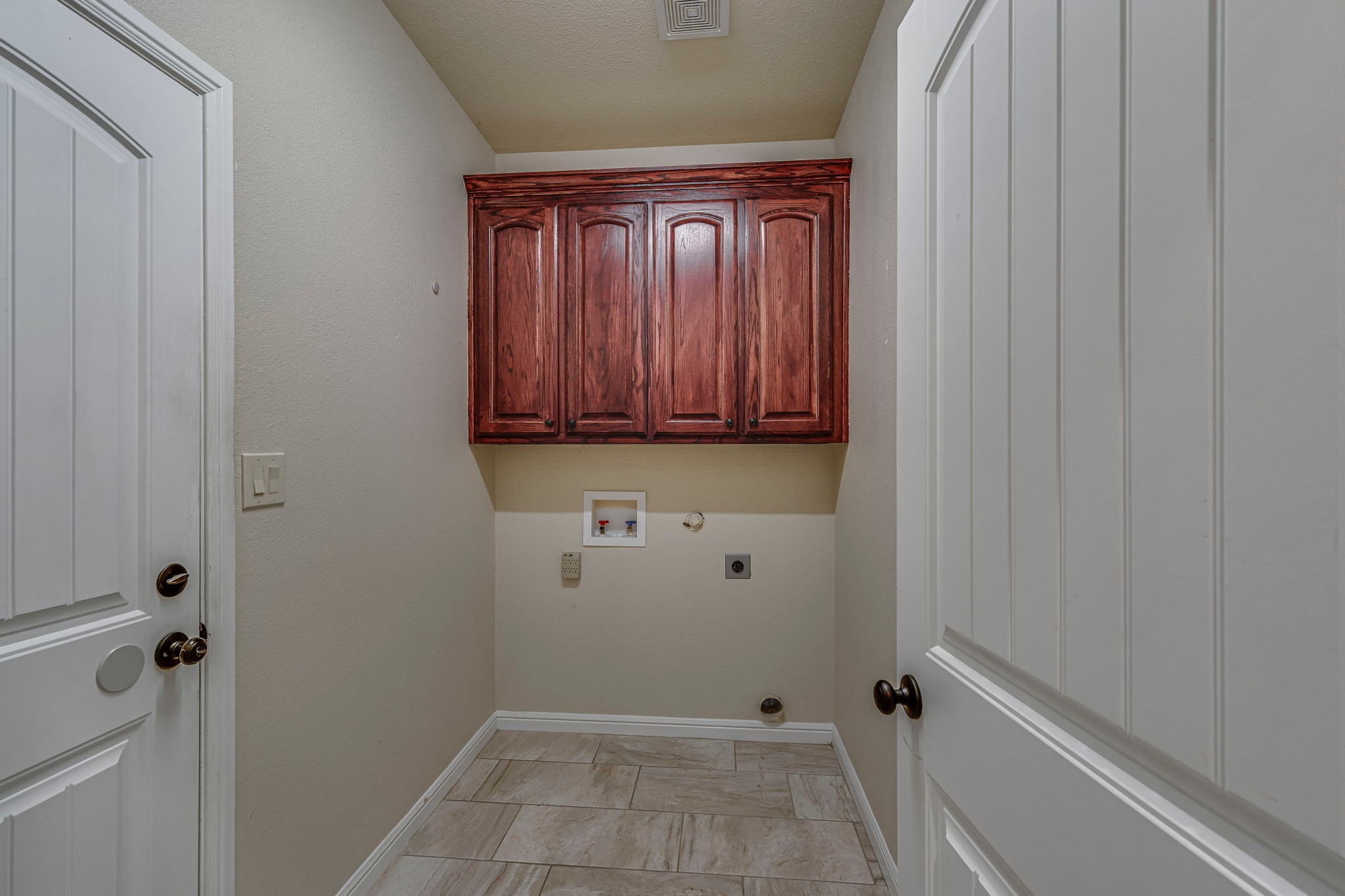 901 Hoyt Road Waxahachie TX 75167