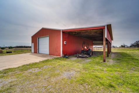 901 Hoyt Road Waxahachie TX 75167