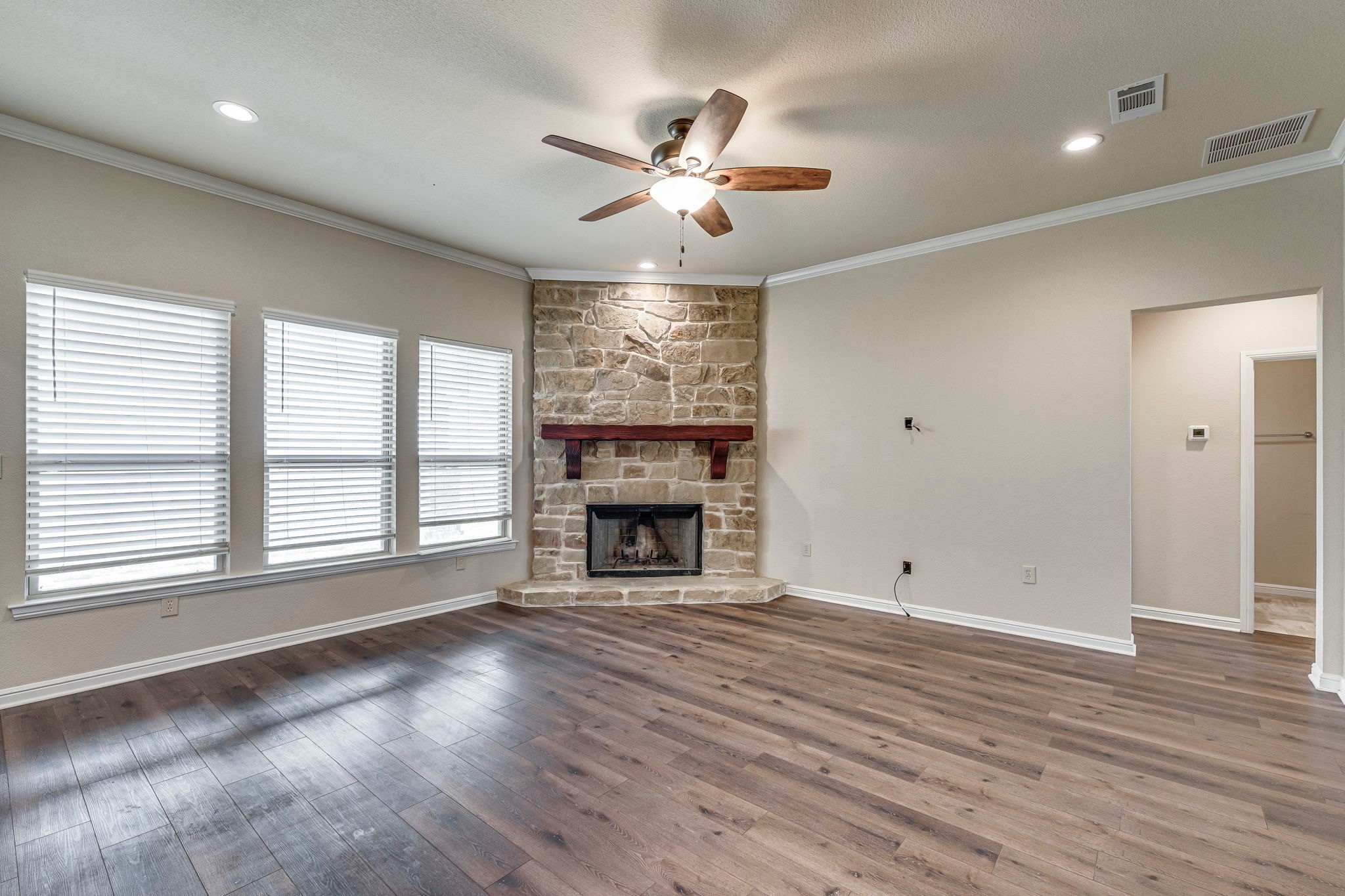 901 Hoyt Road Waxahachie TX 75167
