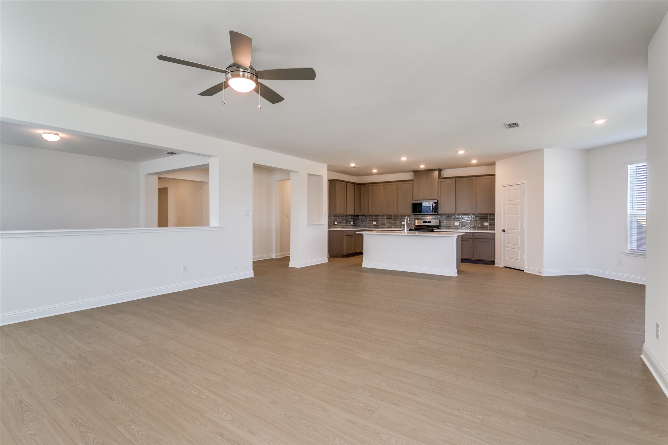 102 Hudson Lane Justin TX 76247