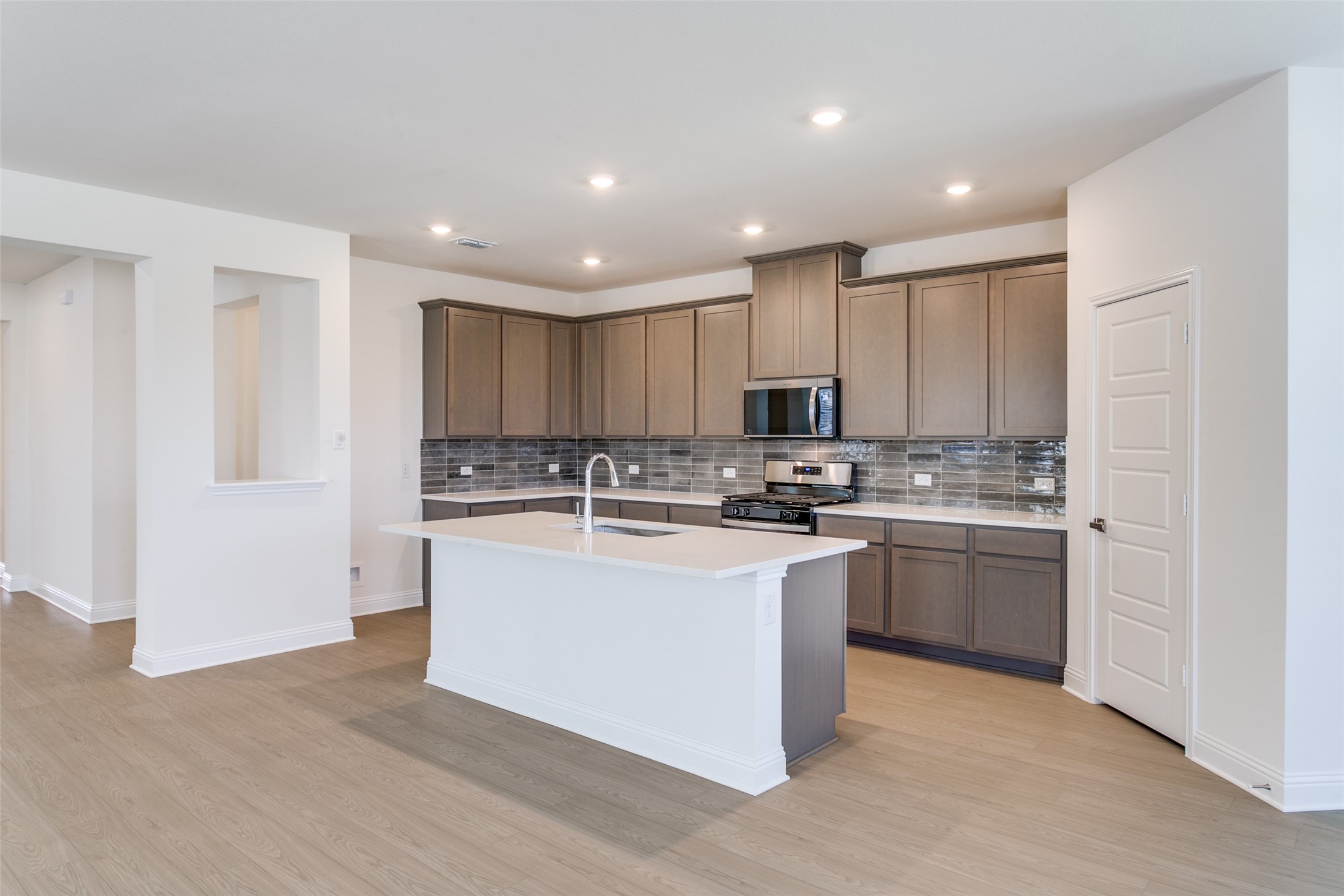 102 Hudson Lane Justin TX 76247