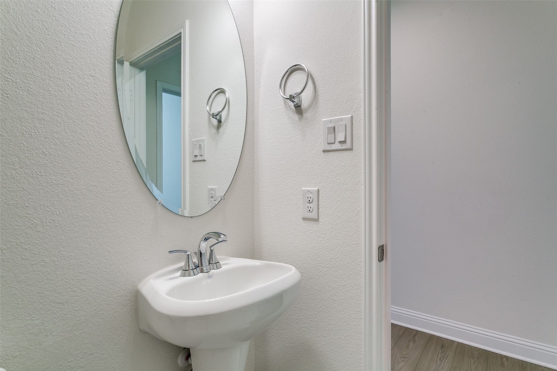102 Hudson Lane Justin TX 76247