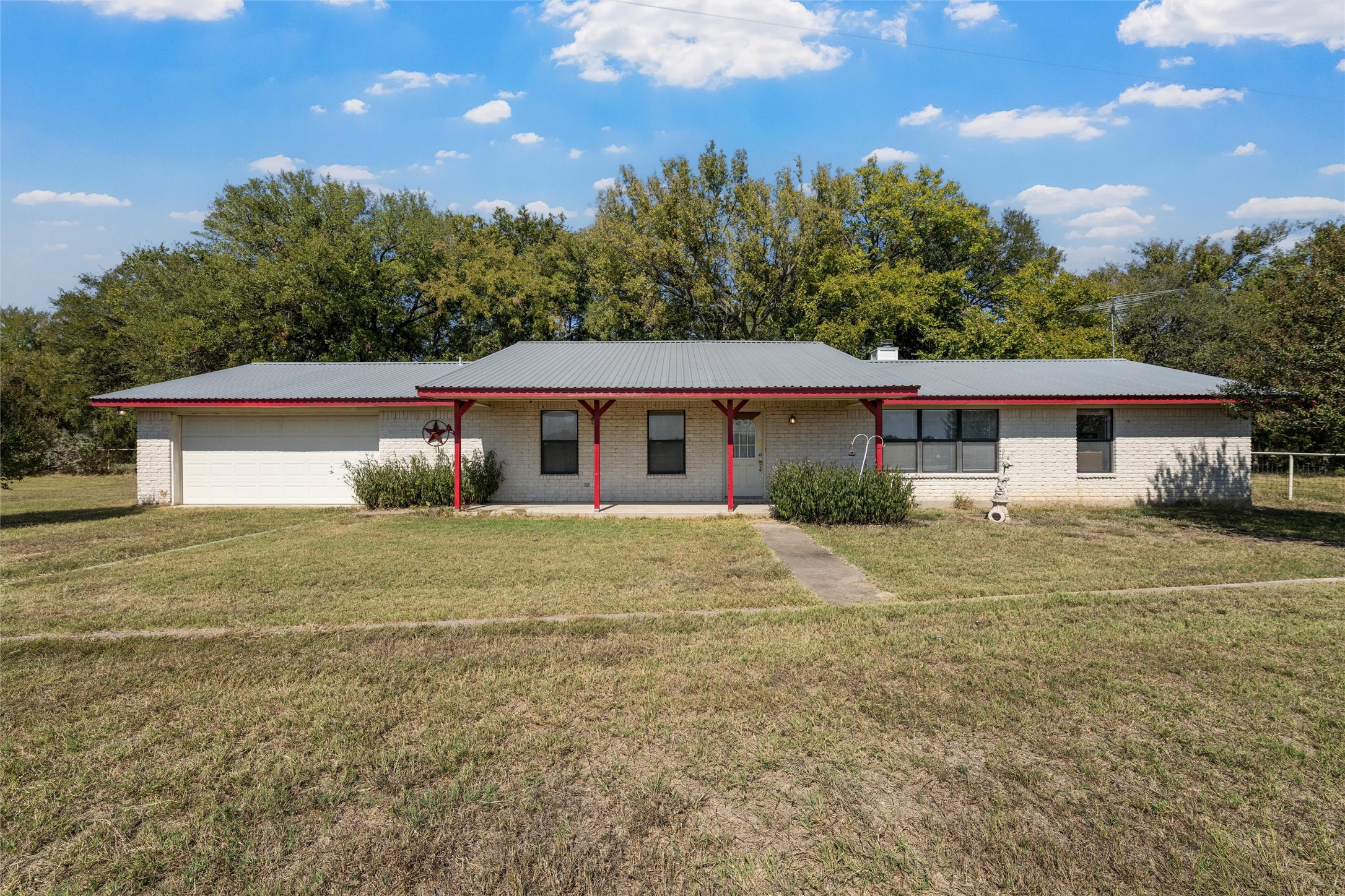 2767 Highway 174 Kopperl TX 76652