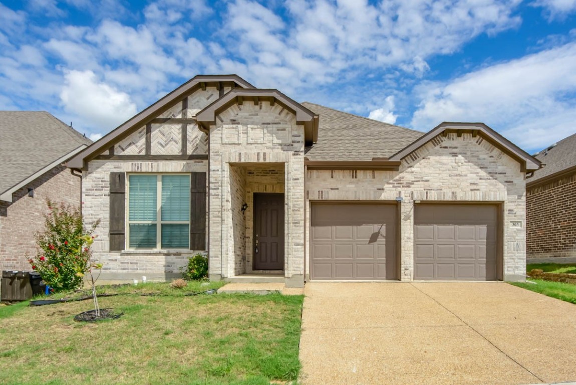 303 Lexington Avenue Melissa TX 75454