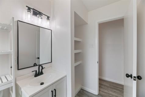 502 Davidson Drive Garland TX 75040