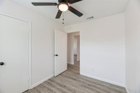 502 Davidson Drive Garland TX 75040