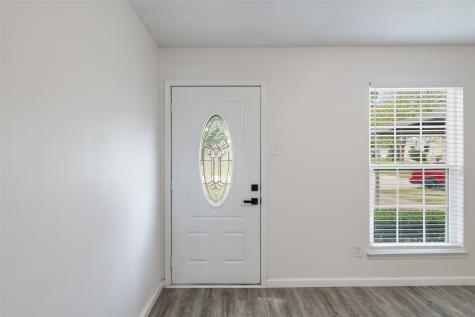 502 Davidson Drive Garland TX 75040