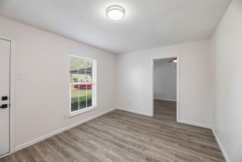 502 Davidson Drive Garland TX 75040