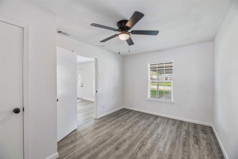 502 Davidson Drive Garland TX 75040