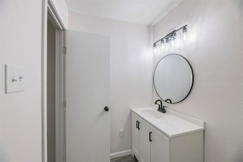502 Davidson Drive Garland TX 75040