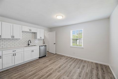 502 Davidson Drive Garland TX 75040