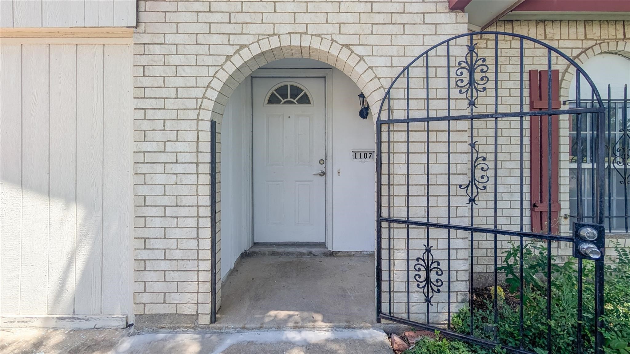 1107 Waverly Drive Arlington TX 76015