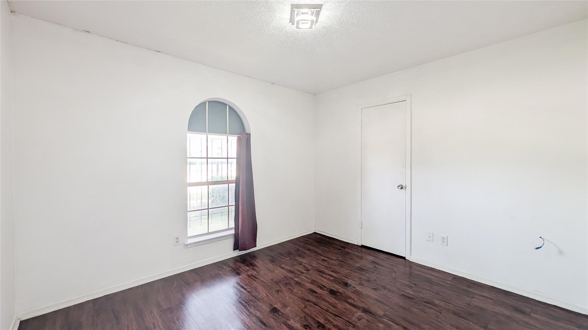 1107 Waverly Drive Arlington TX 76015