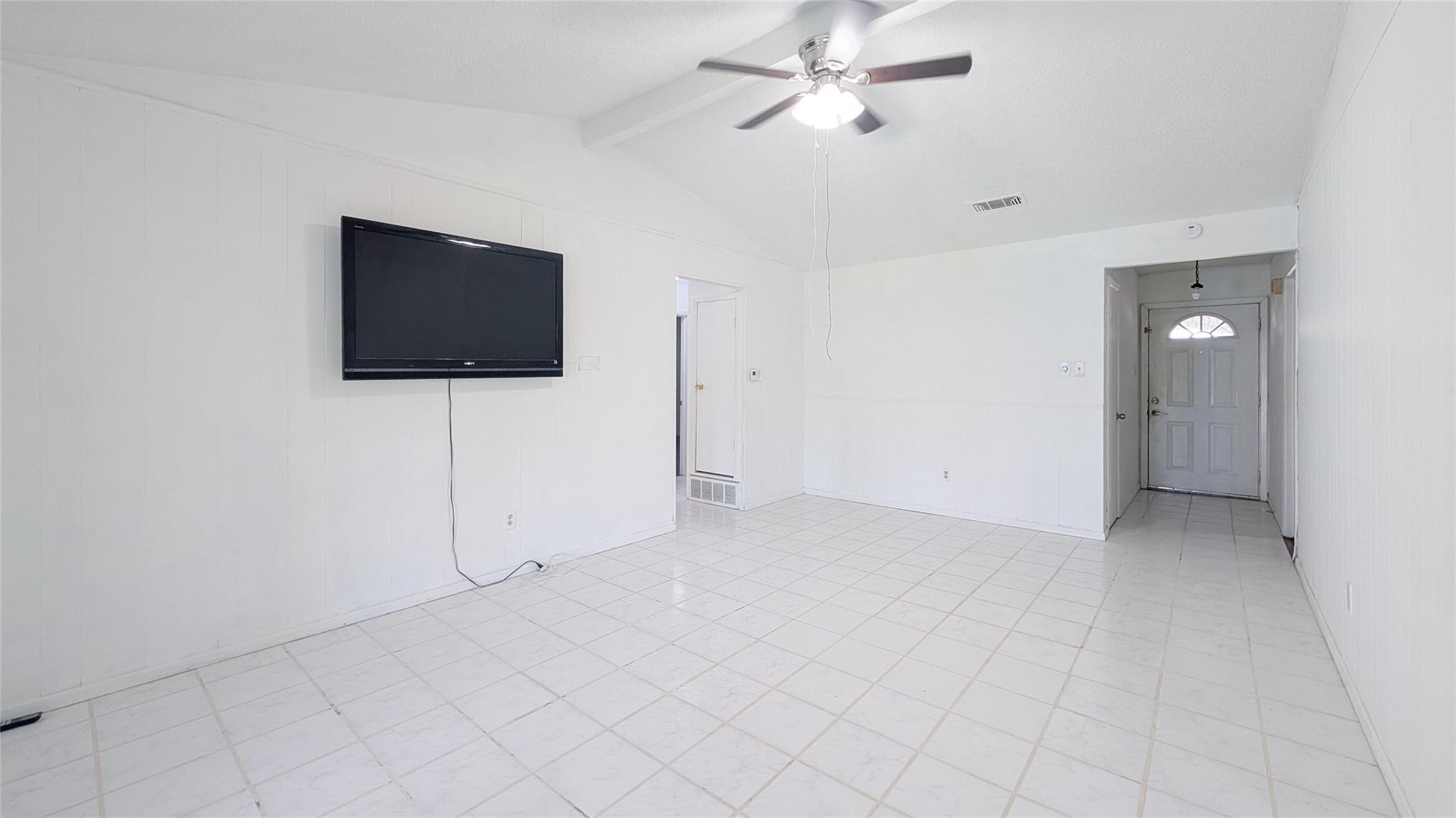 1107 Waverly Drive Arlington TX 76015