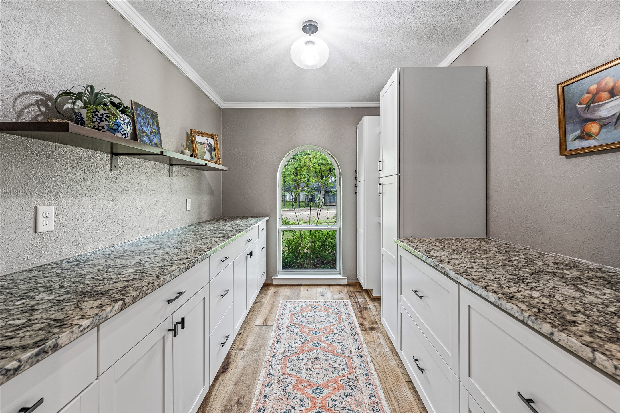 103 W Ash Euless TX 76039