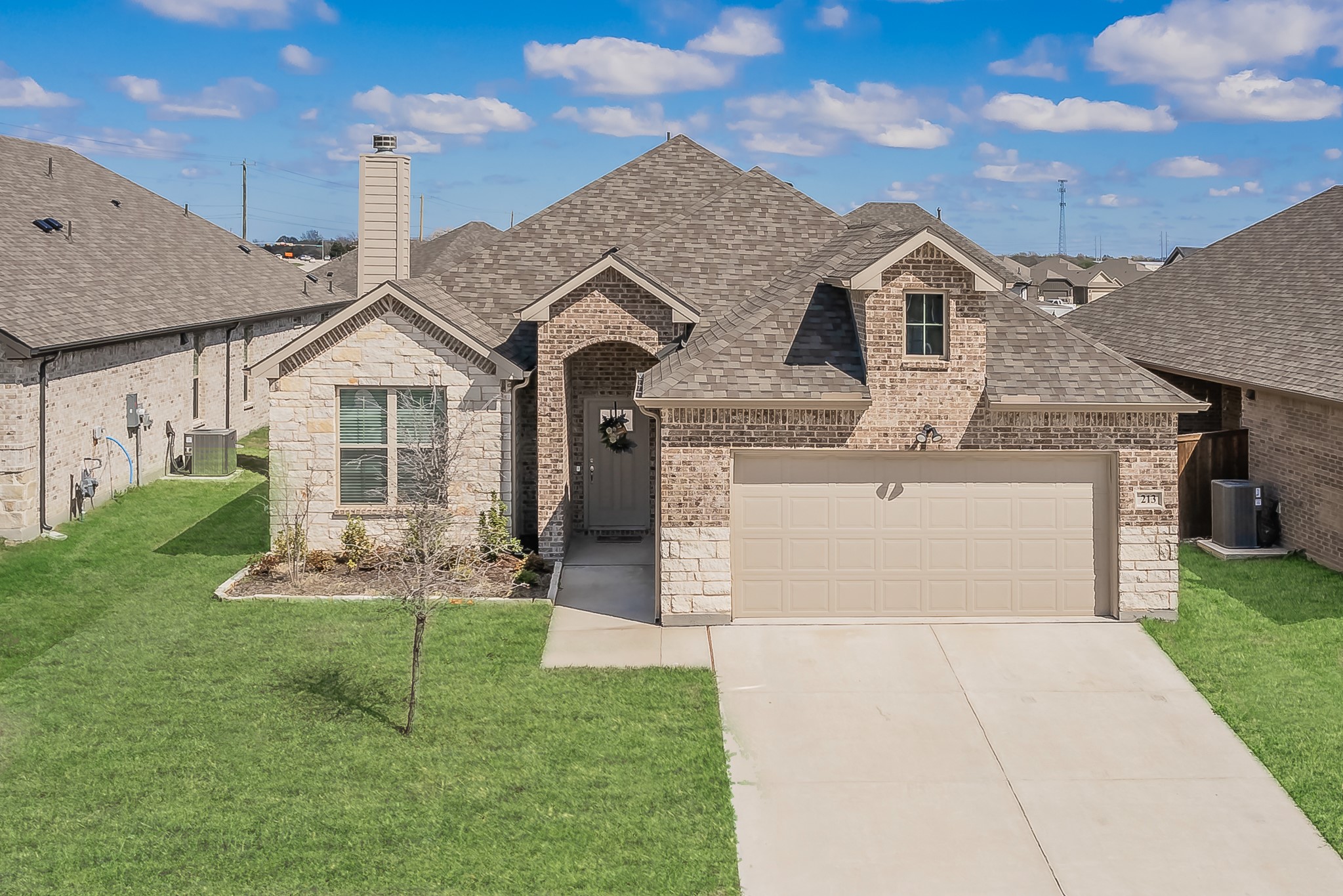 213 Oak Creek Drive Lavon TX 75166