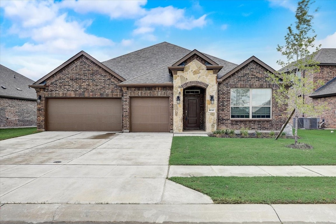 2717 Madera Canyon Road Aubrey TX 76227