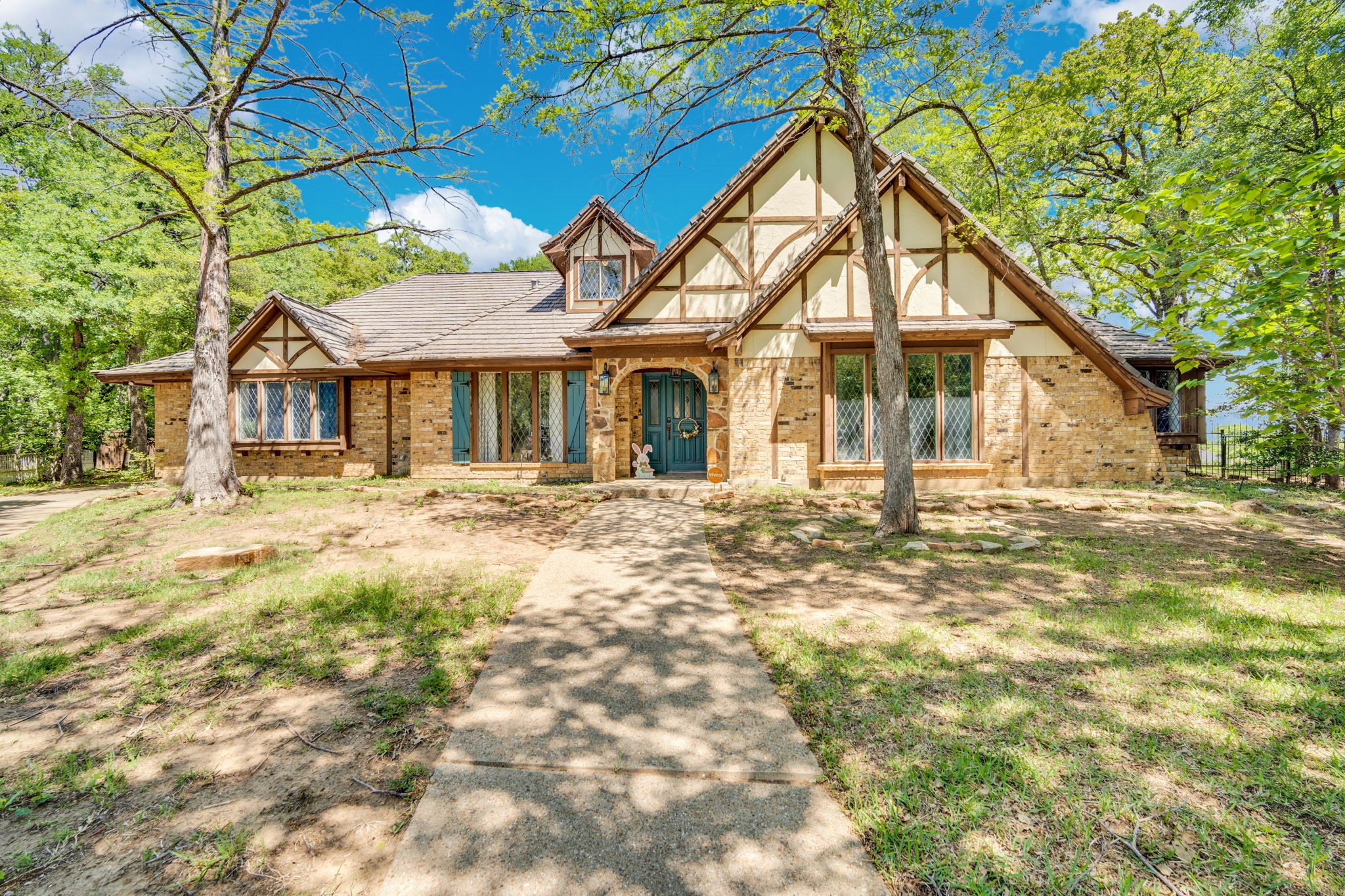 505 Highwoods Trail Fort Worth TX 76112