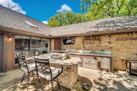 505 Highwoods Trail Fort Worth TX 76112