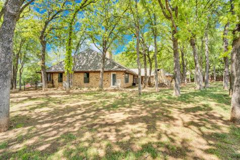 505 Highwoods Trail Fort Worth TX 76112