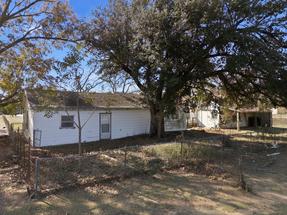 2816 Old Marlin Road Waco TX 76705