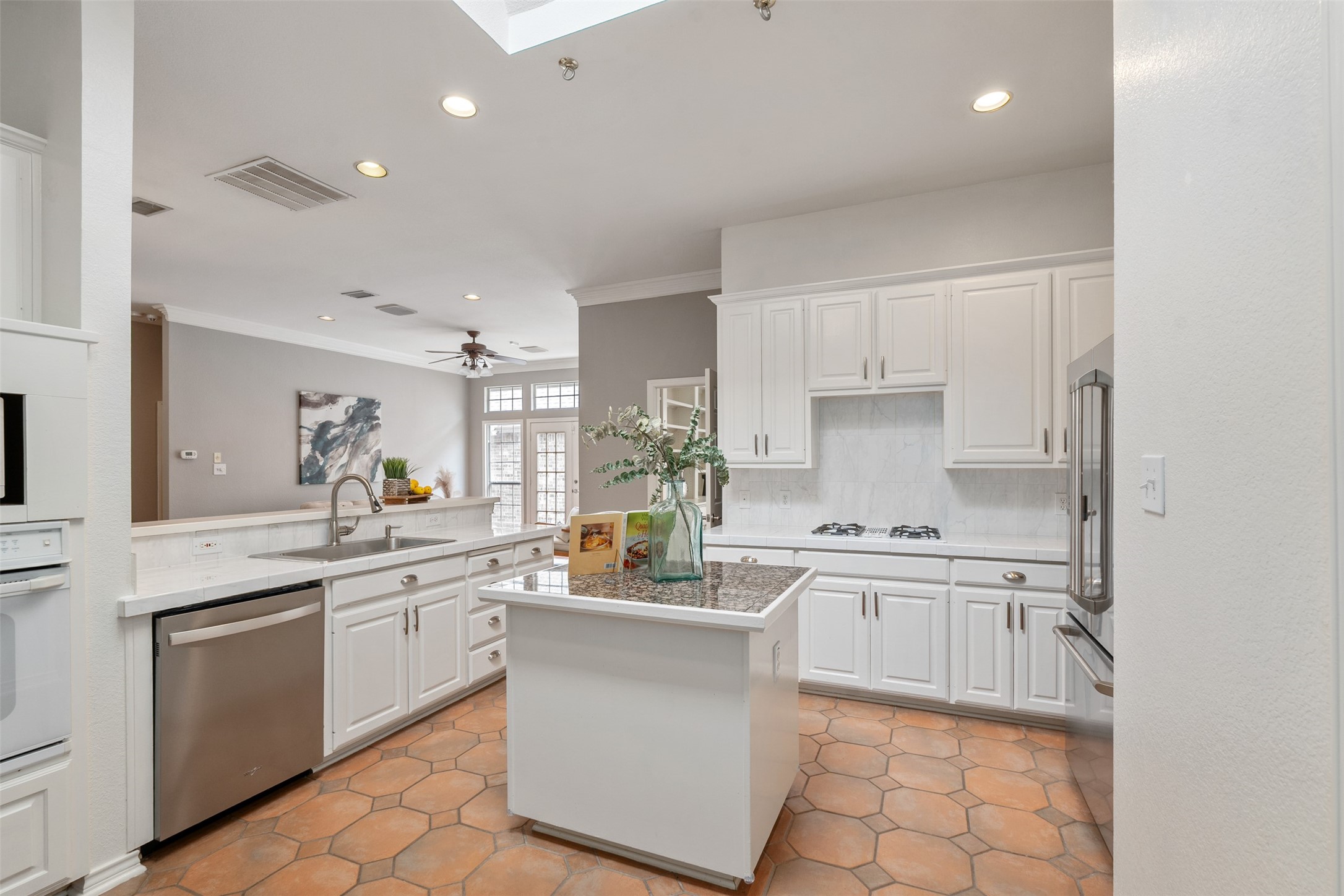 8620 Forest Glen Drive Irving TX 75063