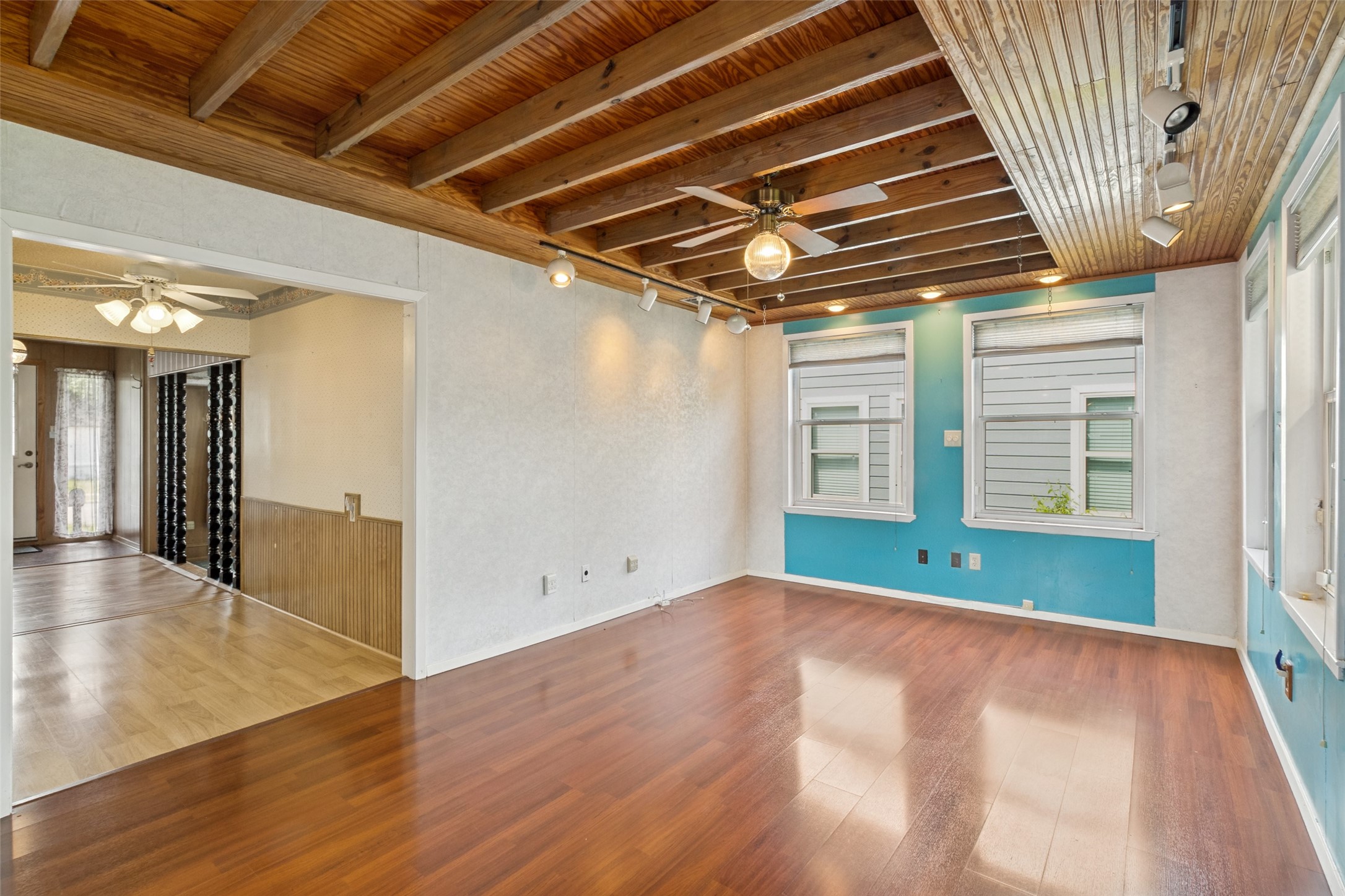 2319 Tealford Drive Dallas TX 75228