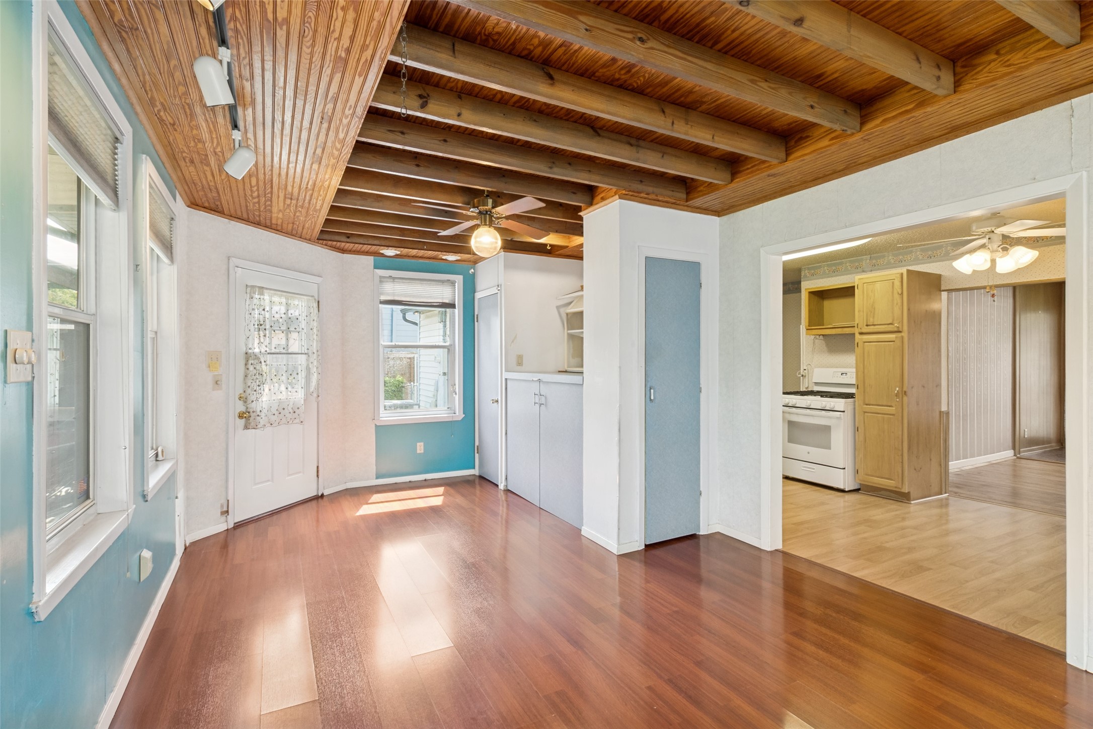 2319 Tealford Drive Dallas TX 75228