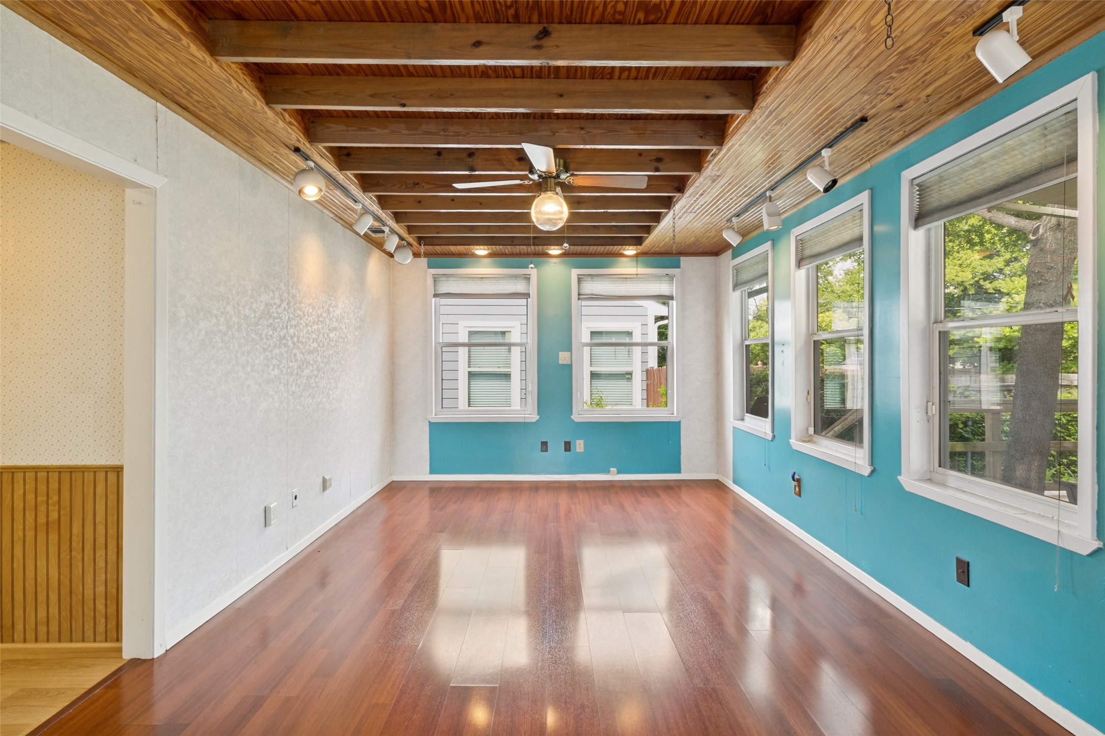 2319 Tealford Drive Dallas TX 75228
