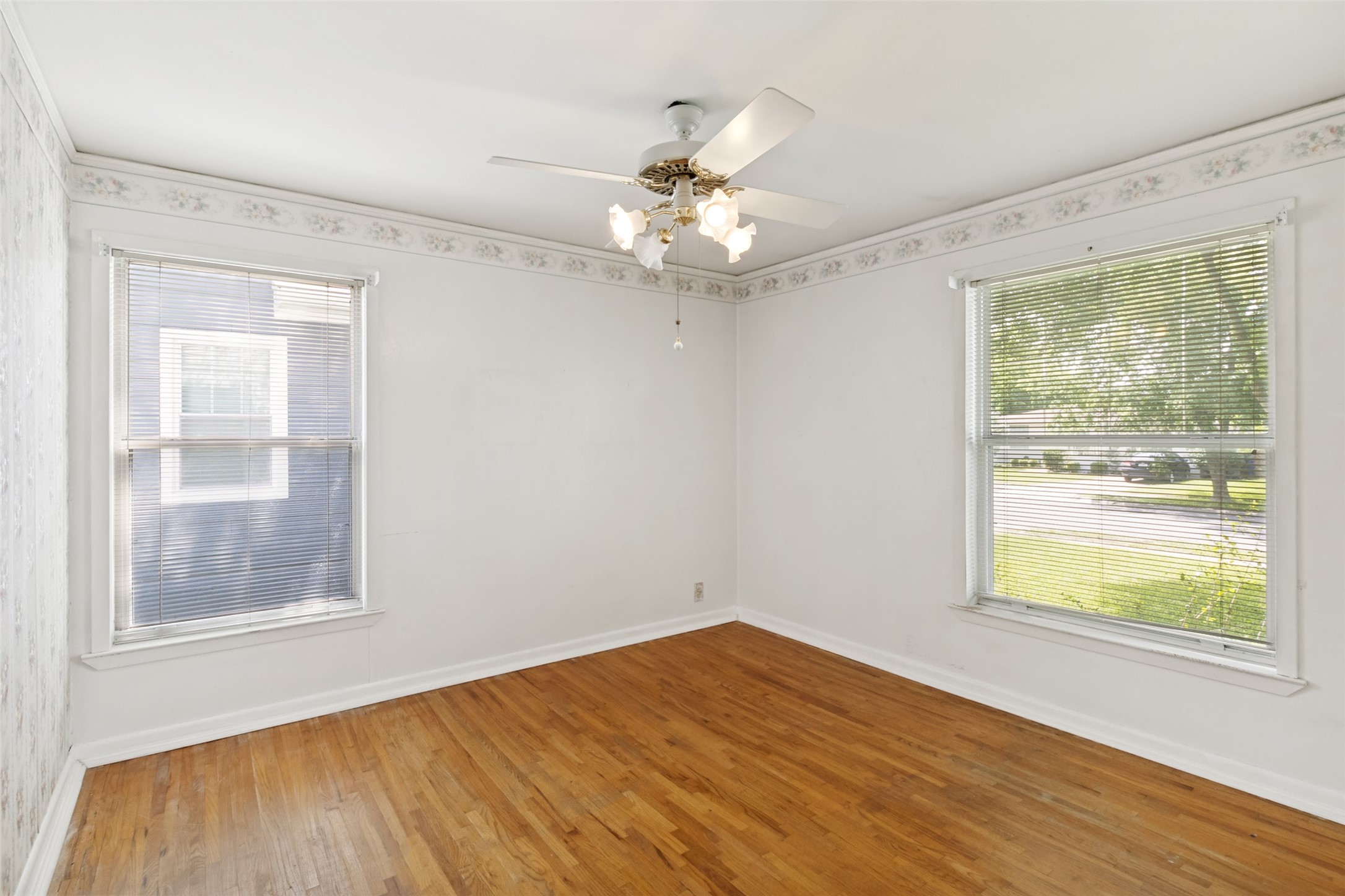 2319 Tealford Drive Dallas TX 75228