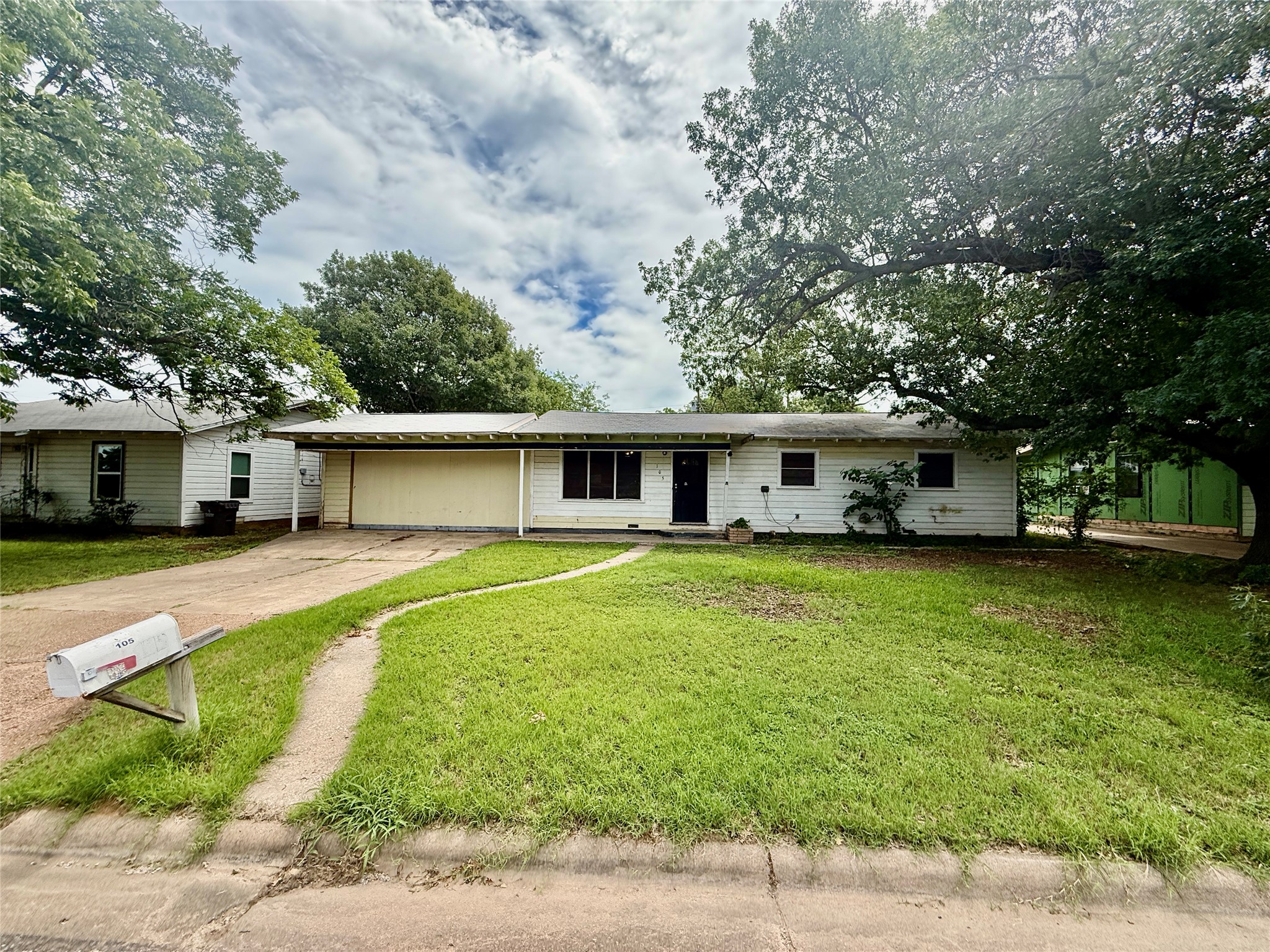 105 Ragland Street Graham TX 76450