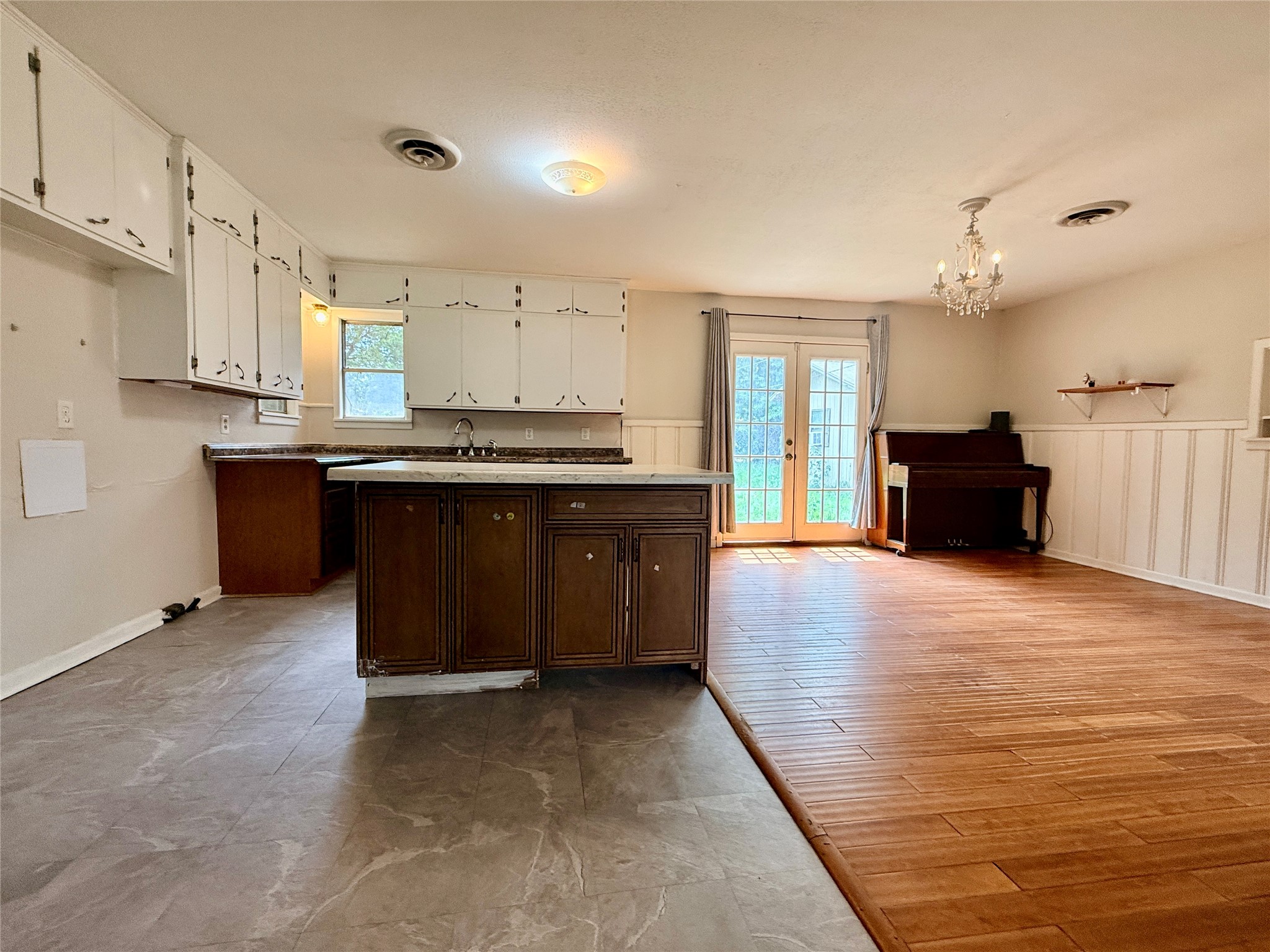 105 Ragland Street Graham TX 76450