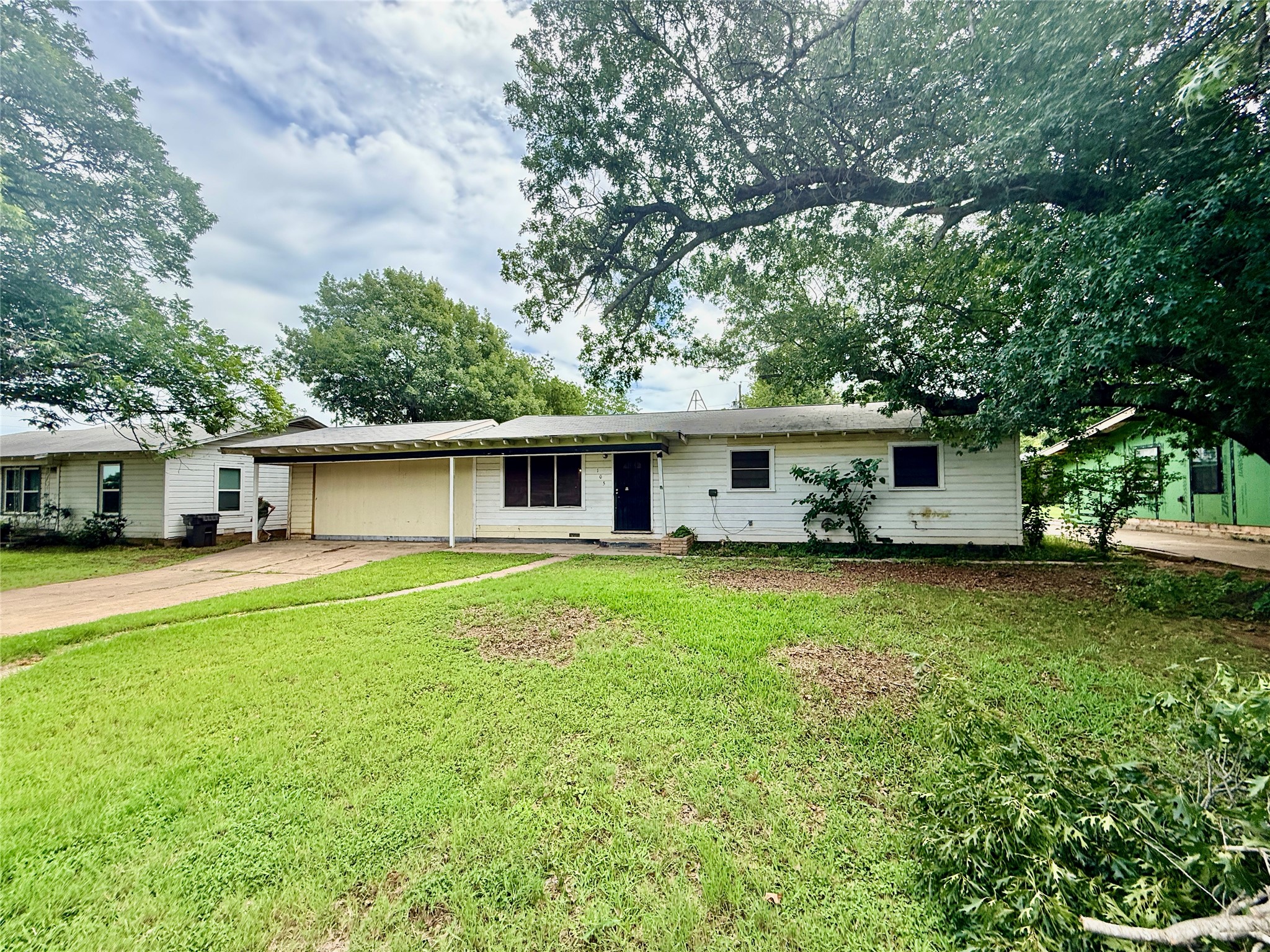 105 Ragland Street Graham TX 76450