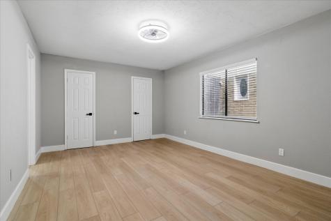 7426 Cloverglen Drive Dallas TX 75249