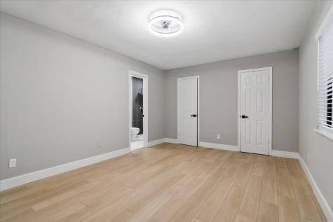 7426 Cloverglen Drive Dallas TX 75249