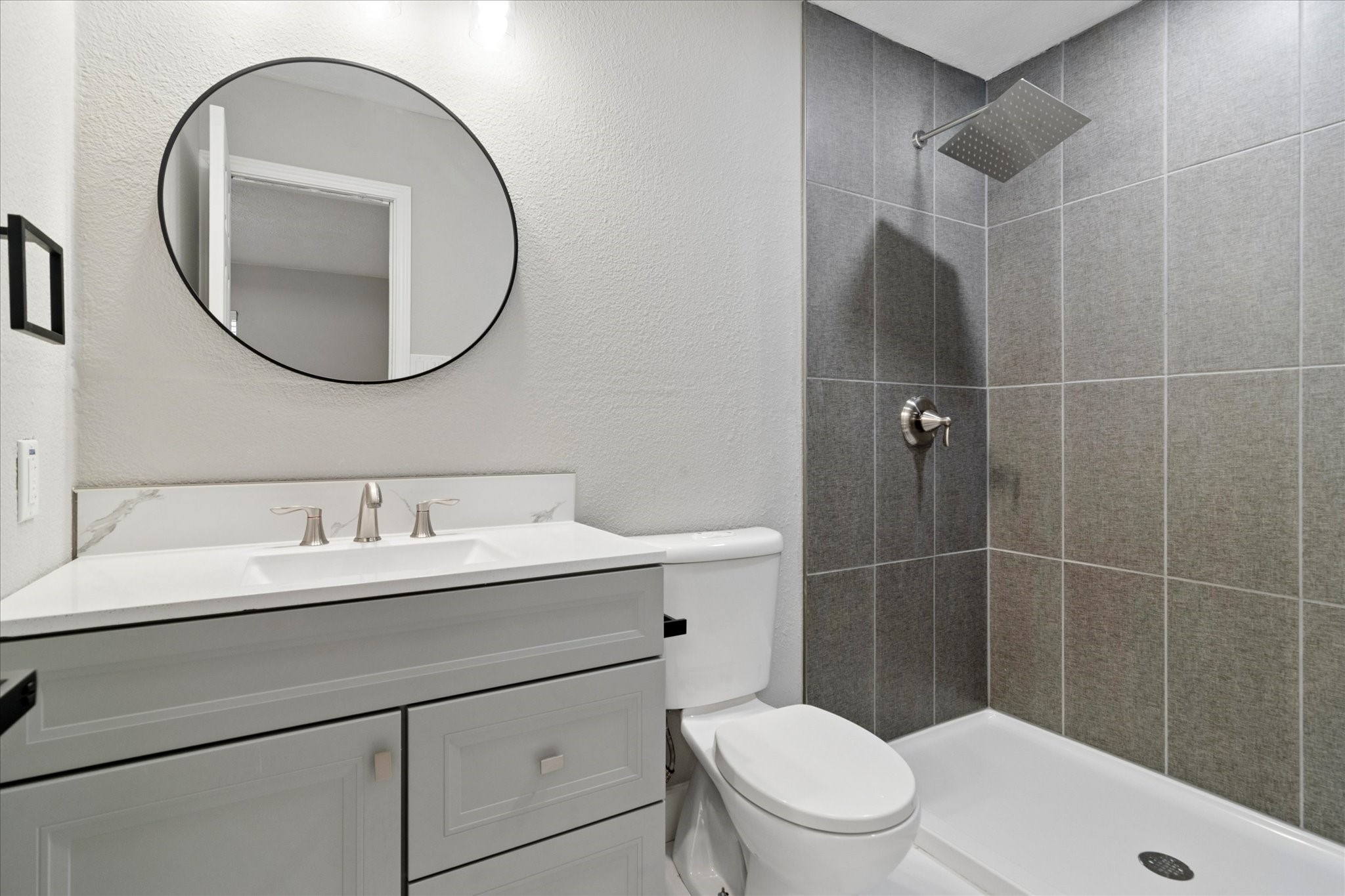 7426 Cloverglen Drive Dallas TX 75249
