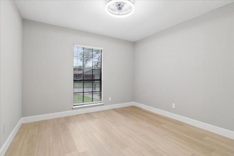 7426 Cloverglen Drive Dallas TX 75249